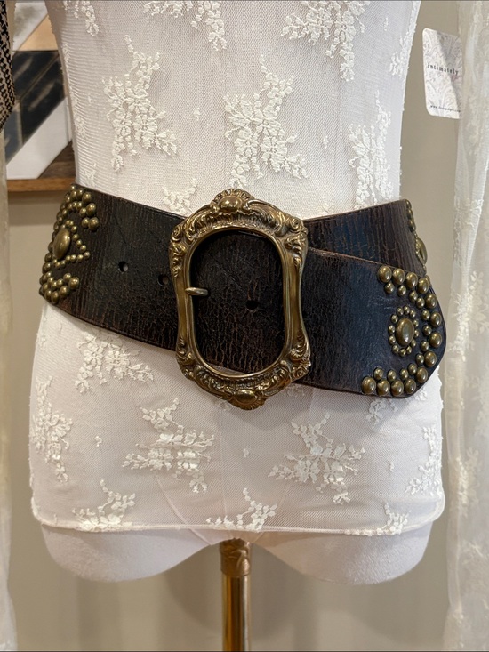Ralph Lauren Accessories - Ralph Lauren Collection Fall 2013 Studded Distressed Wide Leather Belt Small